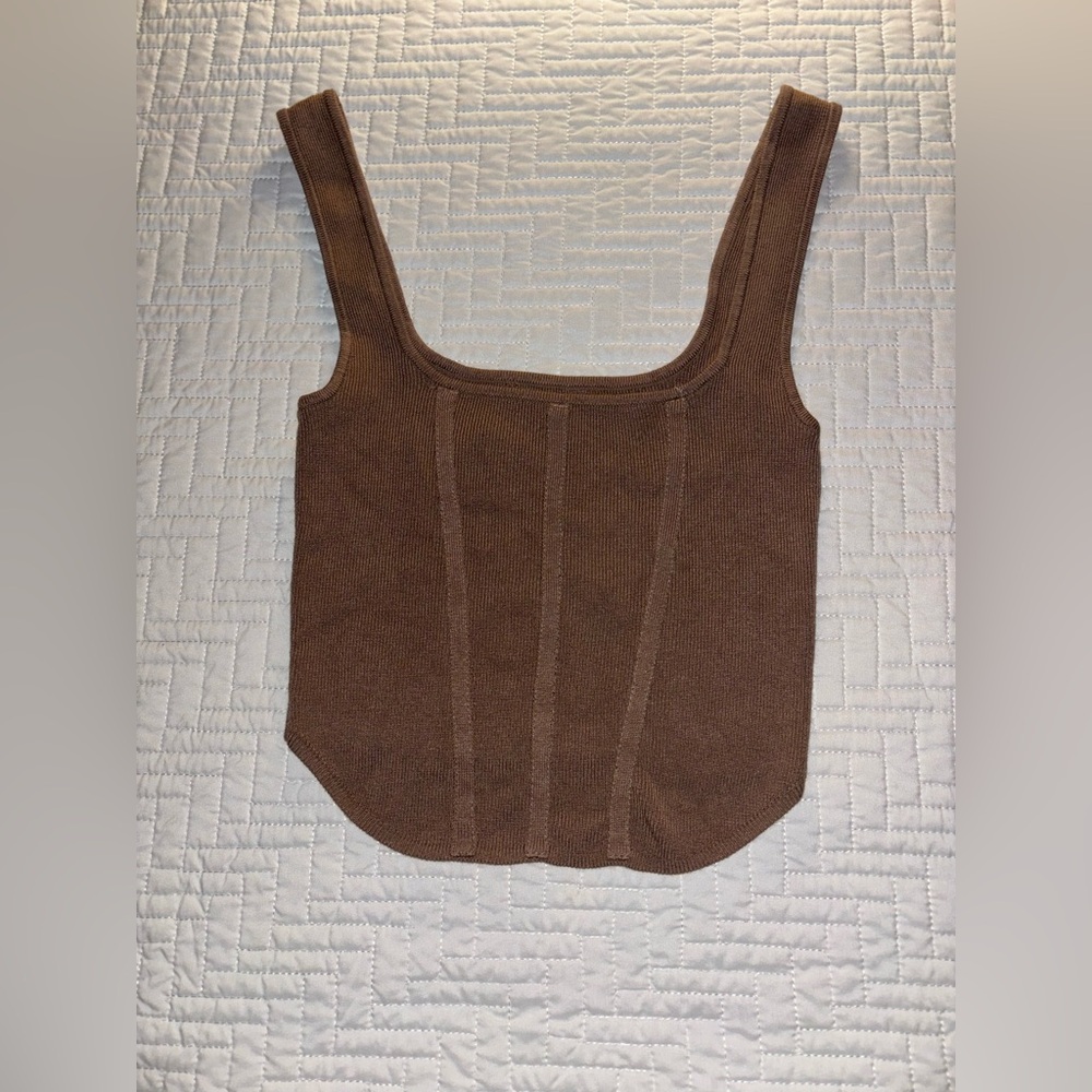 Brown Women’s Top
Size : Small